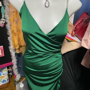 Beautiful green dress ! I have 3 of them small medium and large junior sizes!!